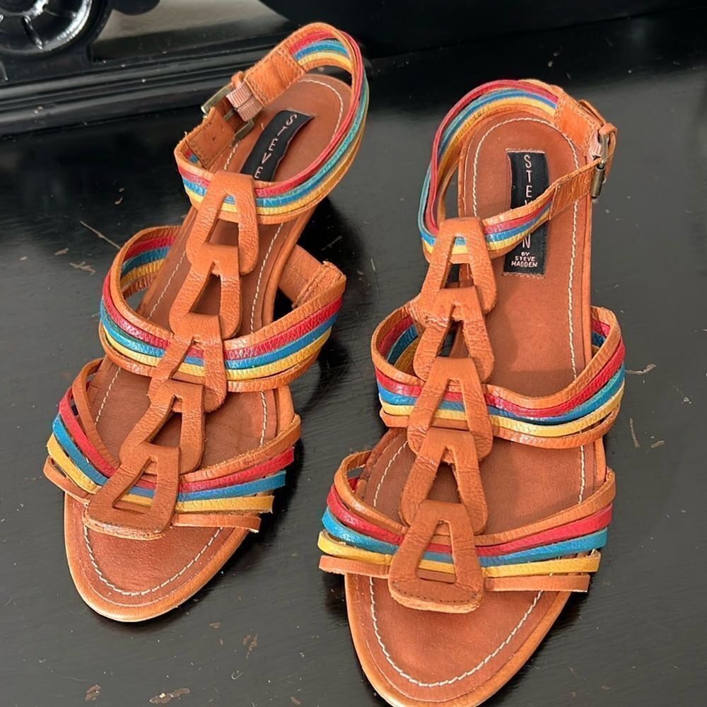 Steve Madden Jannis Sandals Leather Colorful Wedge